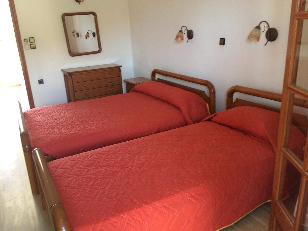 Regina Nina Hotel Vasilátika Екстериор снимка